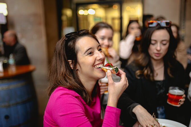 Barcelona Tapas Food Tour with Lunch or Dinner in El Born - Key points at a glance
