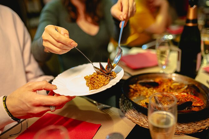 Barcelona Tapas Food Tour with Lunch or Dinner in El Born - What you eat and drink