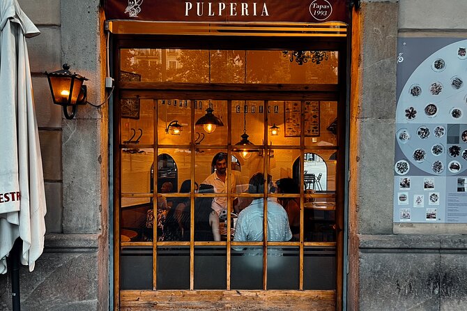 Barcelona Tapas Tour | Tastes of Cataluña, Galicia and more - Four Catalan Tapas at Plaça del Sortidor