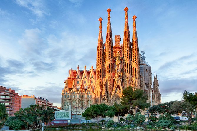 Barcelona Tapas Tour with a Local Foodie: Personalized & Private - What the private format means for your group