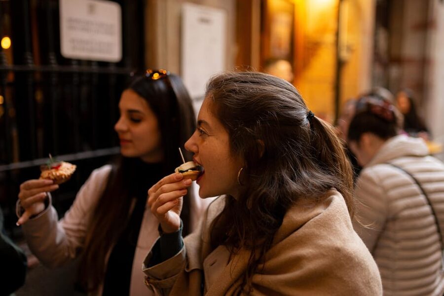 Barcelona: Tapas Tour with Food Tastings and Drinks - Nine tapas across Barcelona’s oldest quarters