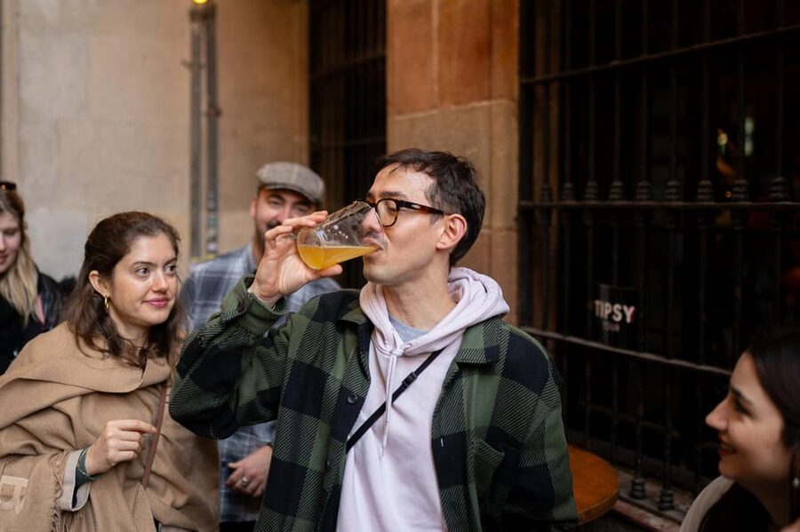 Barcelona: Tapas Tour with Food Tastings and Drinks - El Born, Santa Maria del Mar, and the second half of the route