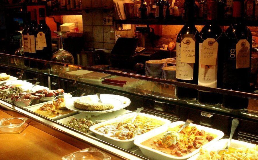 Barcelona: Tapas Walking Tour & Flamenco Show - Why this Barcelona evening works