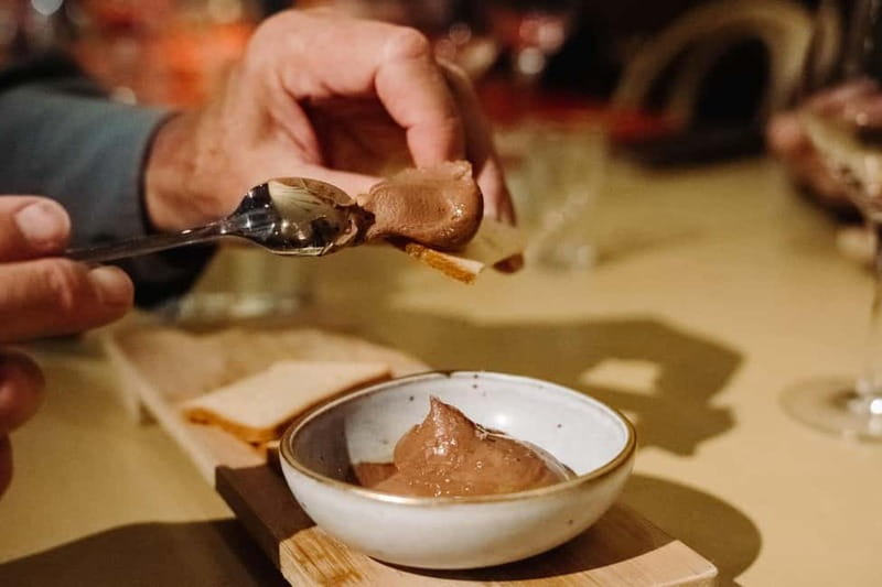 Barcelona: Tapas & Wine Tour in Born & Gothic Quarter - Second stop: Catalan and Latin American flavors at Restaurant Santagustina