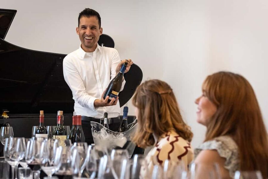 Barcelona: Taste 5 Spanish Wines paired with Live Music - Price, value, and what you receive for $69