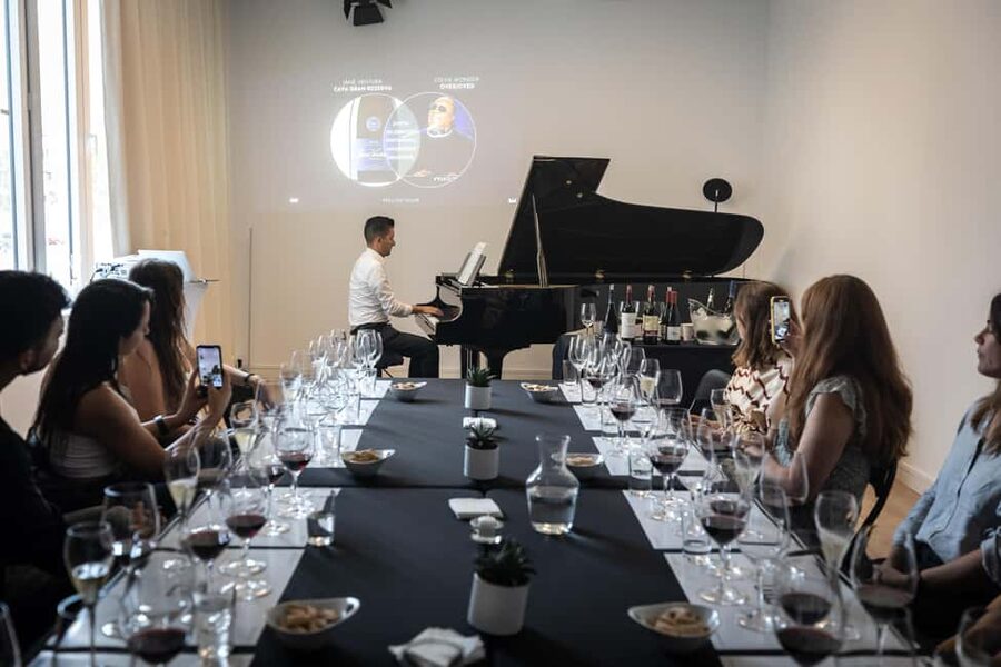 Barcelona: Taste 5 Spanish Wines paired with Live Music - Meeting Esteban and Marielle at the piano studio