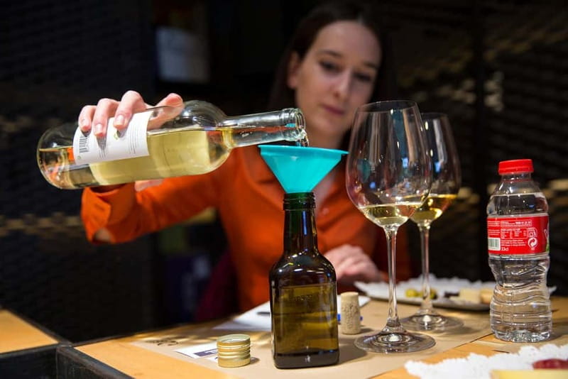 Barcelona: Vermouth-making workshop with aperitif - Why vermouth makes a good Barcelona workshop