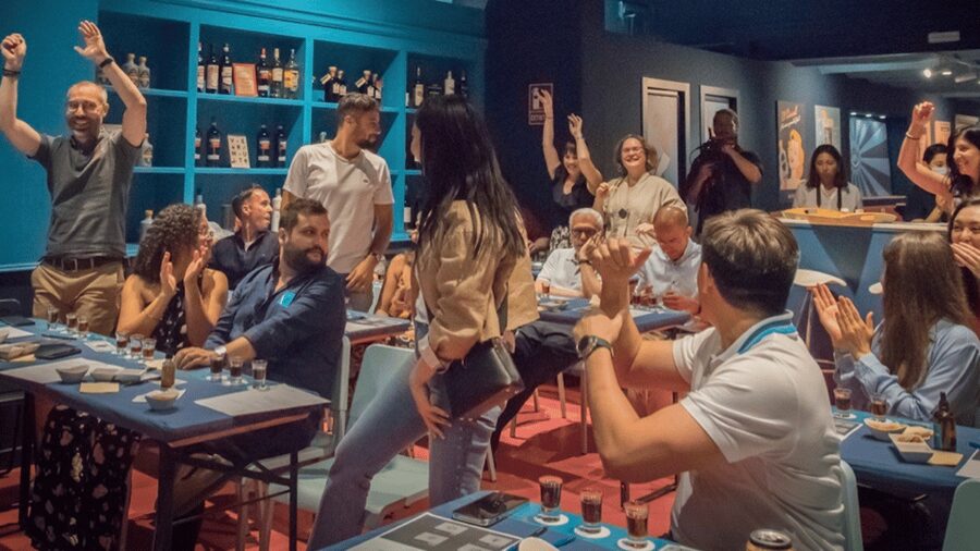 Barcelona: Vermouth Tasting and Crafting Workshop - Choosing botanicals for your personal recipe