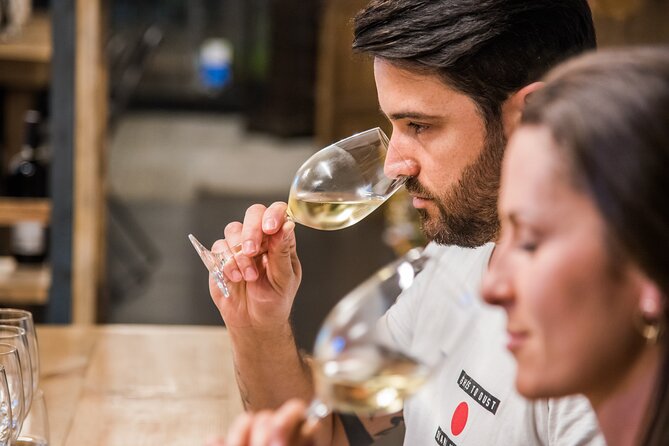 Barcelona: Wine Tasting and 5 Course Tapas Pairing Dinner - Key points to know before booking