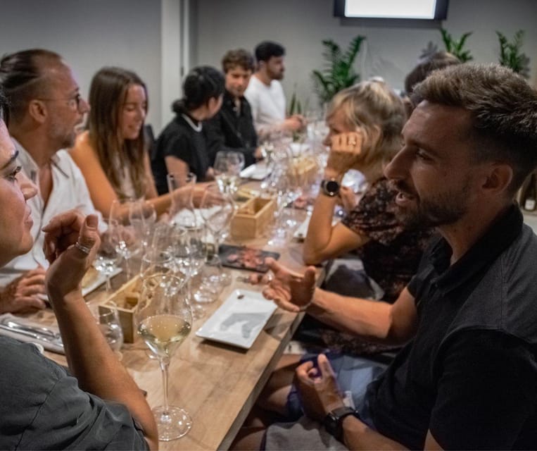 Barcelona: Wine Tasting and Tapas 5-Course Pairing Dinner - Why the pairing format works in Barcelona