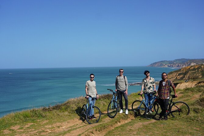 Bike tour with Pintxos & Drinks in Getxo (Scenic Bilbao Seaside) - Why Getxo feels different from Bilbao