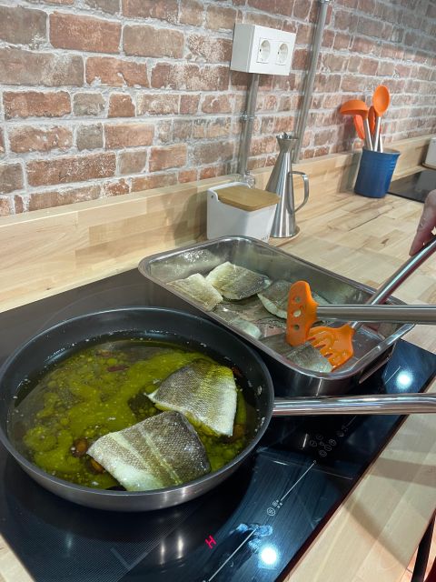 Bilbao: Basque Pintxos and Tapas Cooking Class - Recipes and an apron for the journey home
