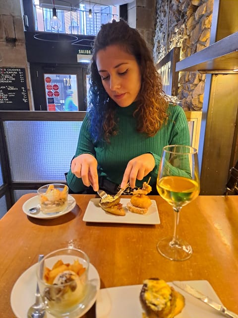 Bilbao Food Tour with Pintxos & Drinks with a Local - Starting at San Nikolas Eliza