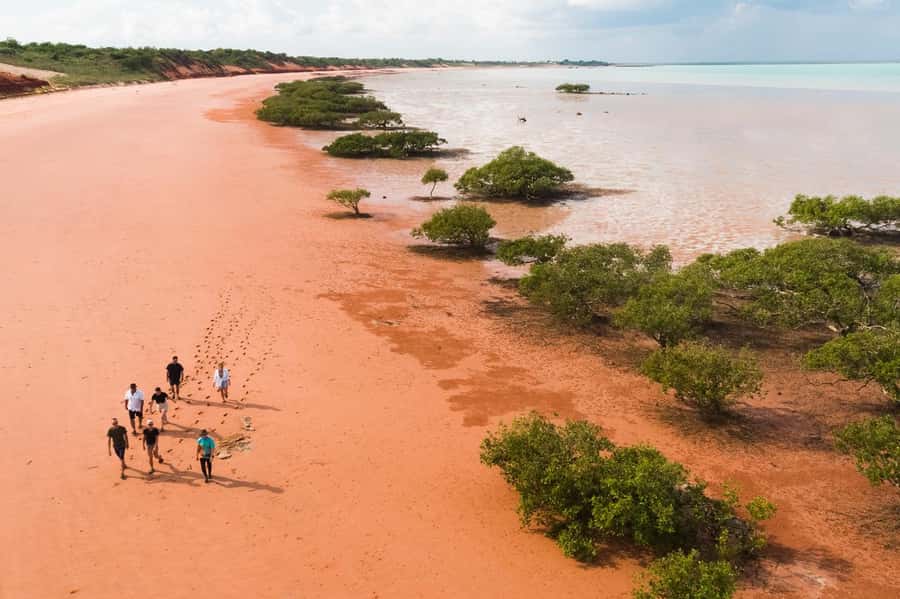 BROOME: DINOSAUR ADVENTURE CRUISE - With Tapas and Cocktail - Five-course tapas beside the beach