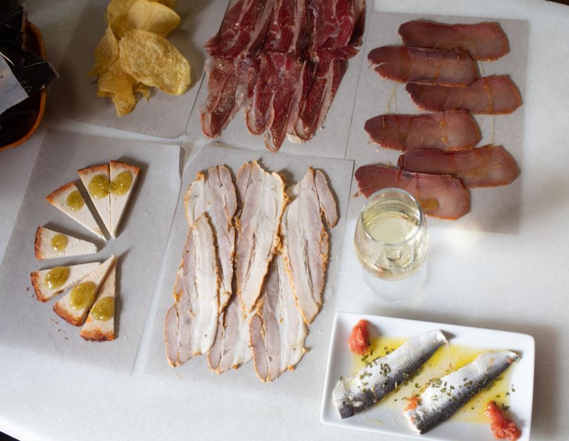 Cádiz: Local Tapas Experience - Starting on Plocia Street