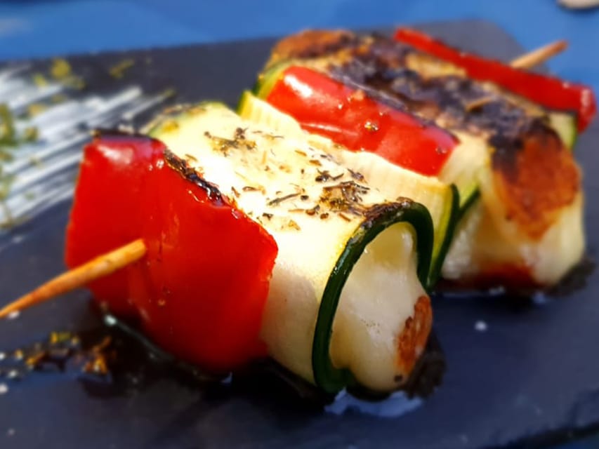 Caminito del Rey & White Village Tour with Tapas from Málaga - Fitness, age, and comfort limits