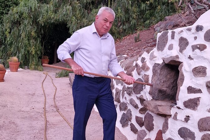 Canarian farmhouse in Mogan, mango farm and vermouth factory - Starting at the old Canarian farmhouse