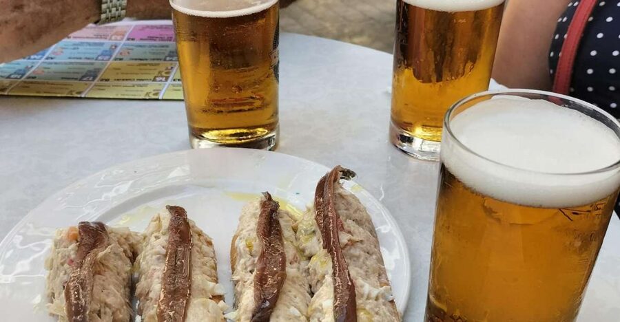 Cartagena: Guided Walking Tour with Tapas and Drinks - Key points to know before booking