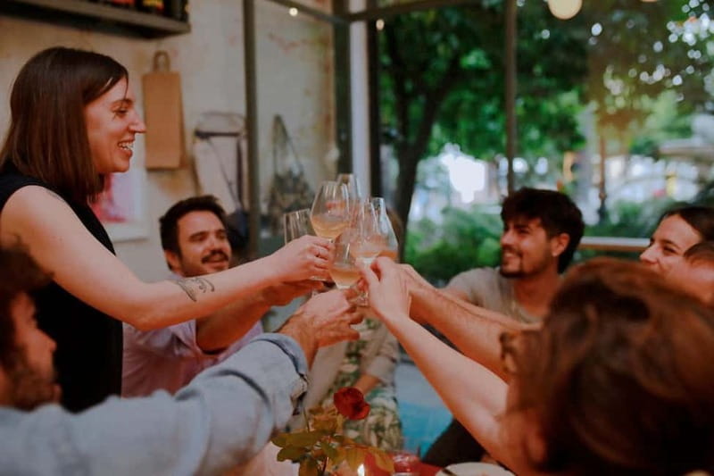 Cordoba: From Vine to Table: A Spanish Wine Experience - Seasonal tapas with a Mediterranean focus