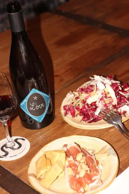 Cordoba: From Vine to Table: A Spanish Wine Experience - A 90-minute pace that works well in Cordoba