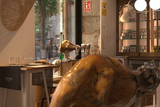 Cured Meats Gourmet Tasting with Wine Pairing in Madrid - Does the 45-minute format offer good value?