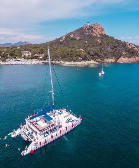 Denia/Jávea: a day at sea with paella on Isla Portitxol - Leaving Jávea or Dénia by catamaran