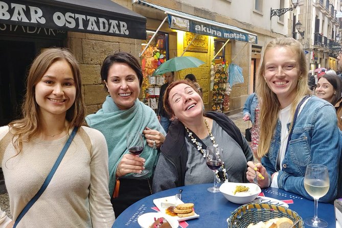 Discover San Sebastián’s Best Pintxos on a Unique Culinary Tour - Walking through San Sebastián’s old town