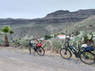 E-Bike Mountain Tour in Natural Park +Option Tapas in a Cave
