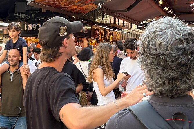 Eat Like a Local in Barcelona: Tapas, Wine & Tradition - Who Should Book This Experience?