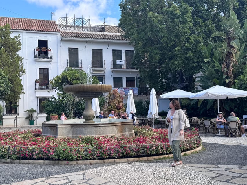 Estepona old town tour with tapas tasting - Reaching the fishing port
