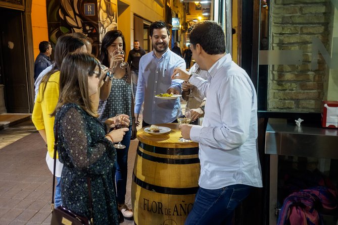 Evening traditional tapas walking tour in old Zaragoza center - Zaragoza’s market and the Ebro basin