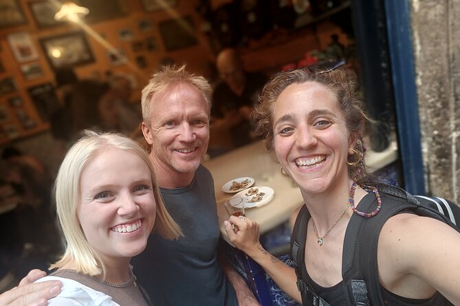 Familly friendly traditions & food tour: tailored tapas & games! - Tapas, food costs, and the digital guide