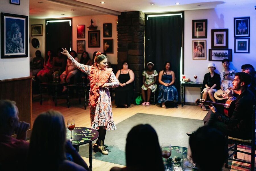Flamenco Show & Sangria Tasting - A Rooftop Start Beside the Torre del Oro