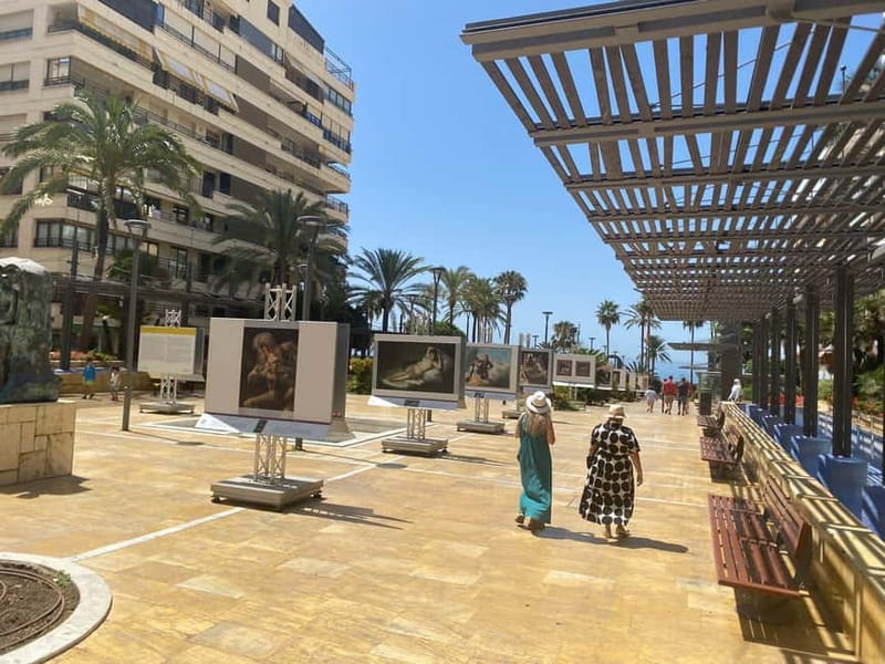 From Estepona, Mijas, Marbella: Marbella Private Tour with Transport, Tapas, and Drinks - Walking Marbella’s old town and Orange Square