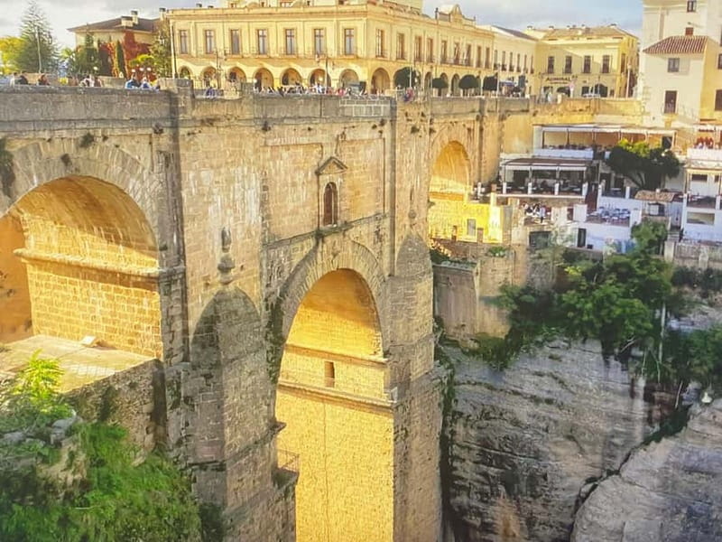 From Estepona: Ronda, private transport, cafe, bullring, tapas, drinks - Starting in the newer town, El Mercadillo