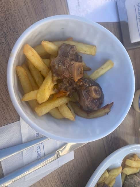From Marbella: Ronda, private transport, cafe, bullring, tapas, drinks - Free time for shopping after the meal