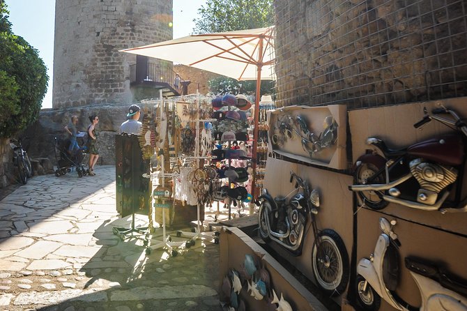 Girona & Costa Brava Small Group Tour From Barcelona with Paella! - The guide can shape the entire day