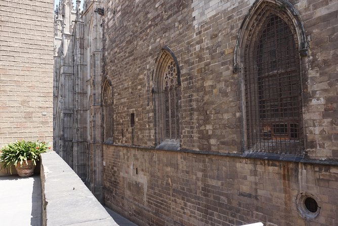 Gothic Quarter Insights & Tapas Experience - The Temple of Augustus, Barcelona’s best small surprise