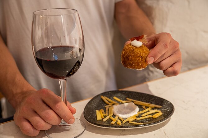 Gourmet Tapas and Wine Tour in Palma de Mallorca - Five stops, five drinks, and a different kind of food tour