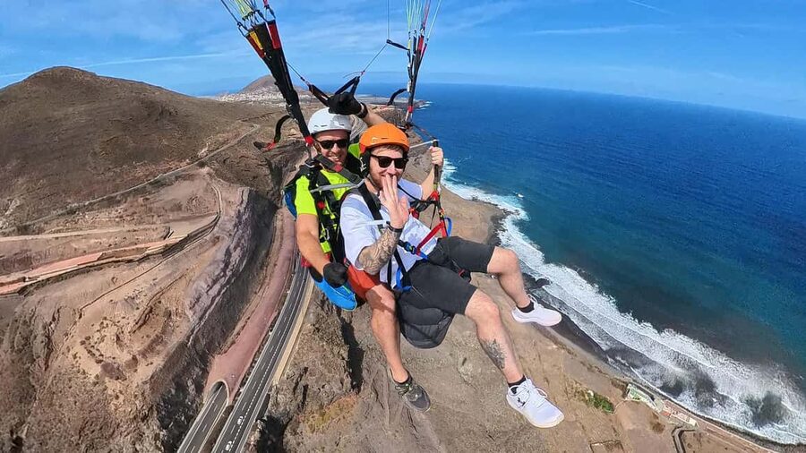 Gran Canaria: Paragliding Flight with Tapas & Pickup - Is the $194 price good value?
