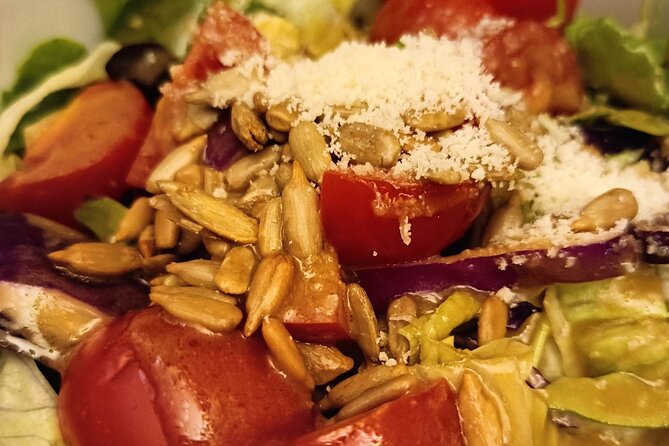 Granada 3-hour Tapas Tour - Why the small group changes the experience