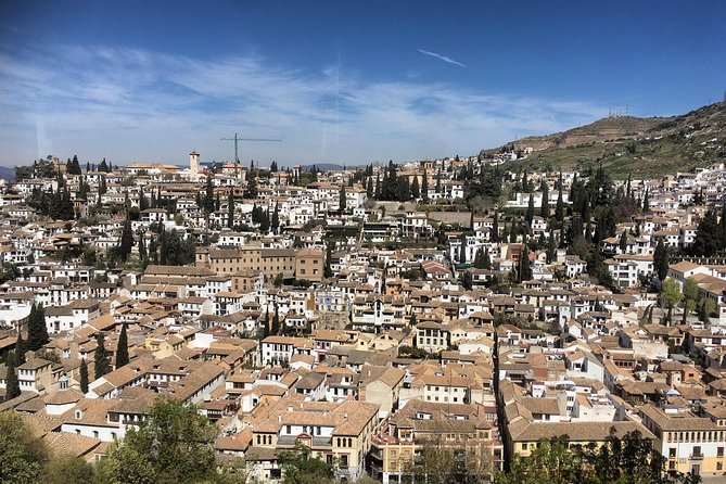 Granada and Albaicin: Wine and Tapas Tour - The San Nicolás viewpoint at sunset
