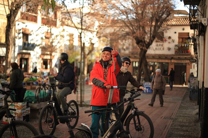Granada Highlights Tour with Tapas Breaks by Electric Bike - Albaicín, Granada’s oldest quarter