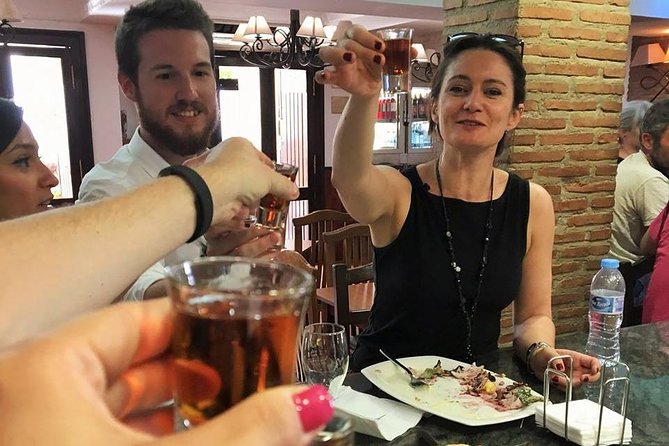 Granada Private Tapas & Walking Tour - Starting with Granada’s tapas customs on Calle Navas