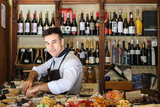 Granada Tapas and Wine Small Group Tour - What the 4.9 rating tells you, and what it does not