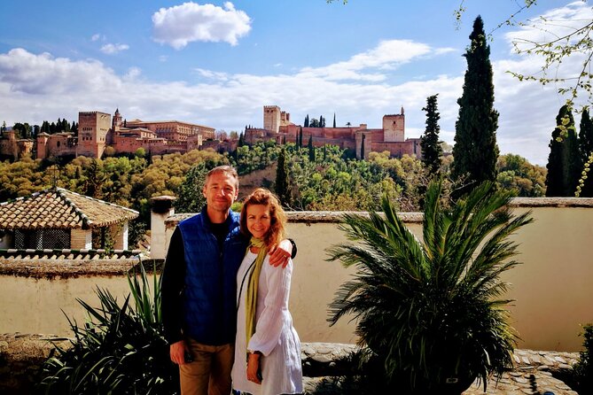 Granada Tapas Trail & Gypsy Flamenco Show - What makes the cave flamenco different