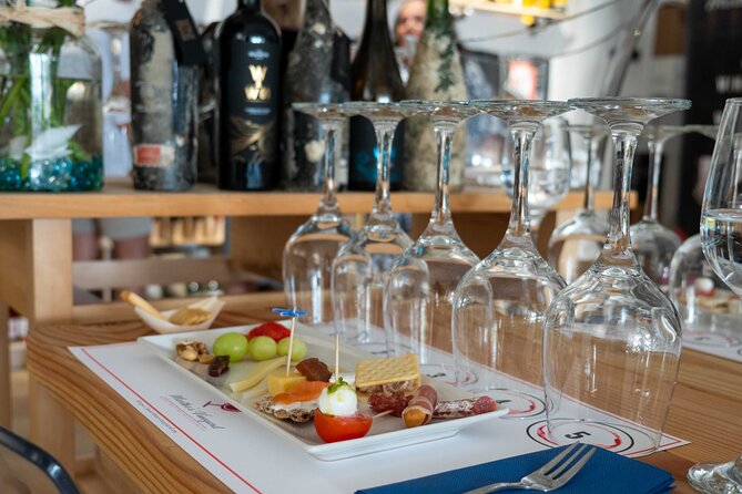 Guided Tasting of Spanish Wines in Moraira - A Spanish wine lesson with a glass in your hand