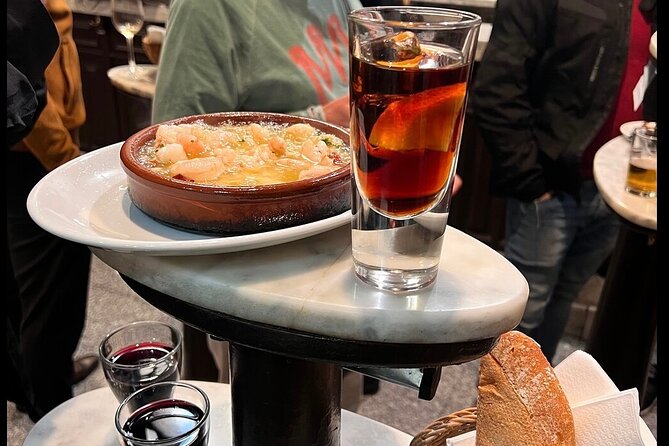 Half Day Private Madrid Tapas and History Walking Tour - Walking into the Barrio de Las Letras