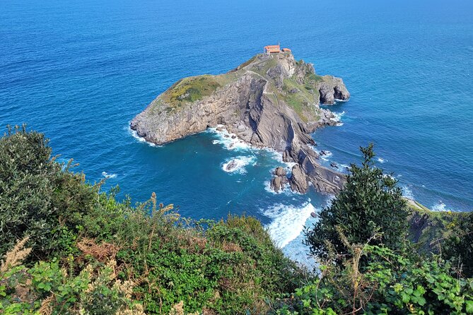 Hike Gaztelugatxe, Fishing Port Bermeo & Pintxo Lunch from Bilbao - What the small group adds