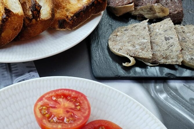 History and culture with tapas dinner - Why This Tour Works Best Early in Your Barcelona Stay